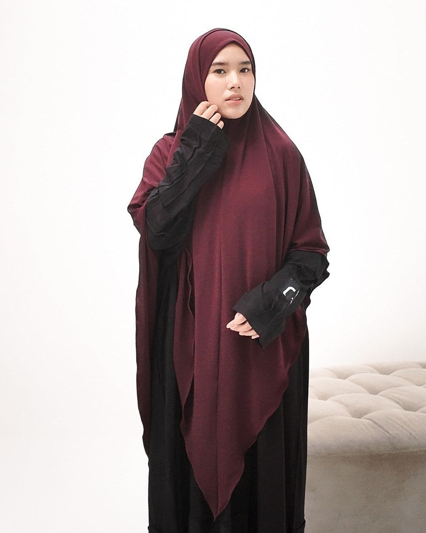 TA by TRZ - Bergo Crayon Artel - Umberwine